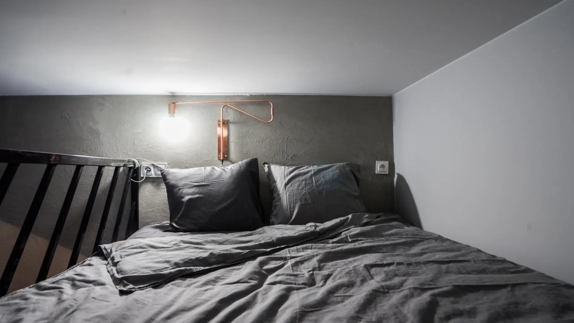 Central Warsaw Apartment - Great Location- Praga&Zabkowska