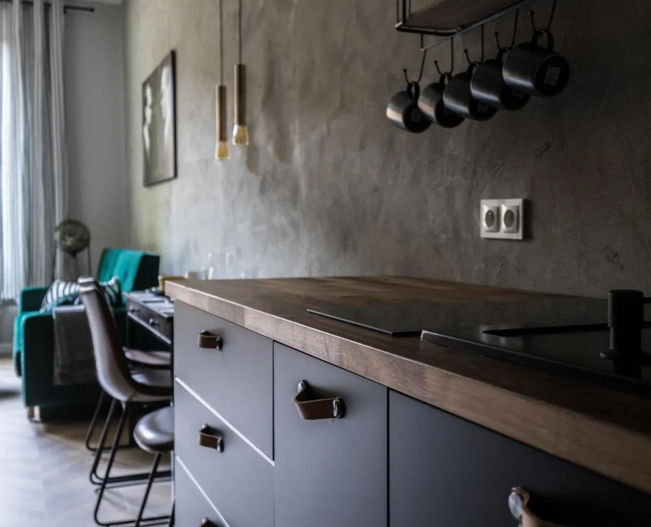 Central Warsaw Apartment - Great Location- Praga&Zabkowska