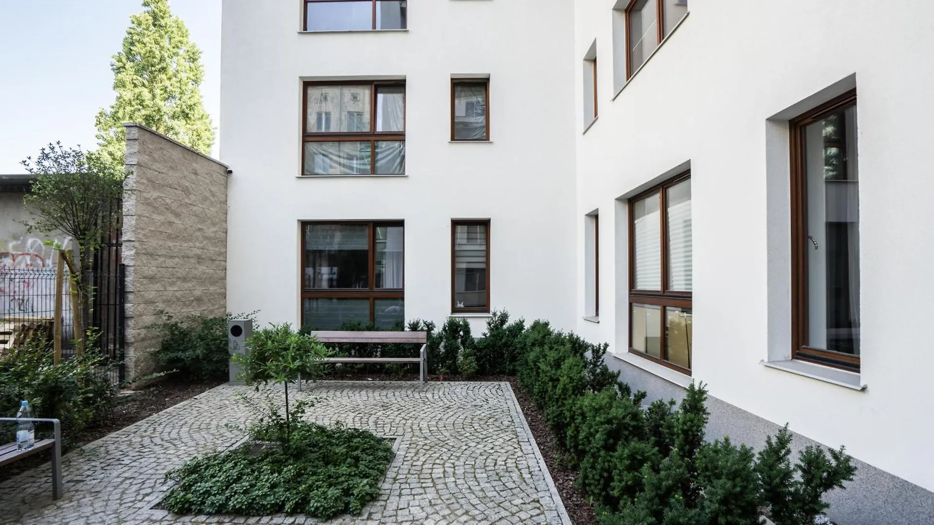 Central Warsaw Apartment - Great Location- Praga&Zabkowska